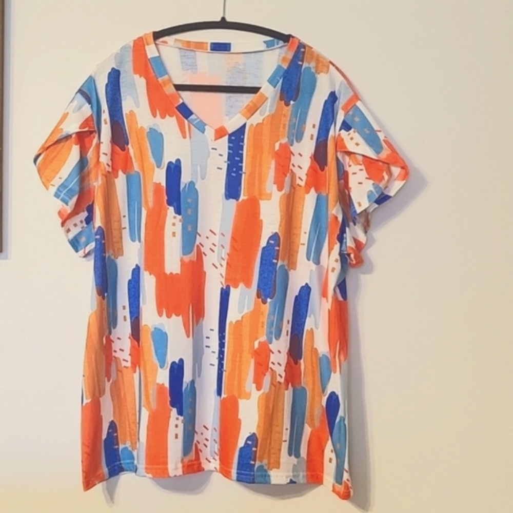 3X V-Neck Shirt with Fluted Short Sleeves